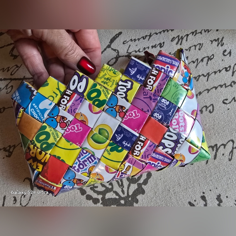 Candy Wrapper Wallet Pouch EUC - Picture 3 of 10